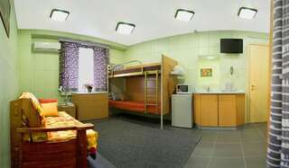 Хостелы Sana Hostel Харьков Кровать в общем 4-местном номере для мужчин и женщин-5